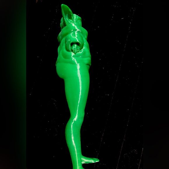 Sexy Legs Yoda Statue | 3D Printed Unpainted - Picture 6 of 15